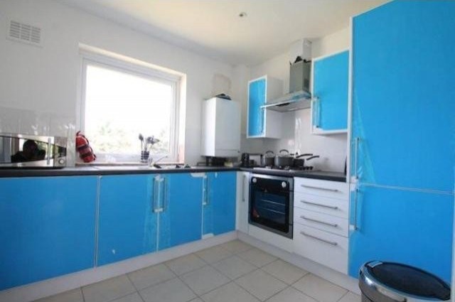 2 bed flat to rent - 2