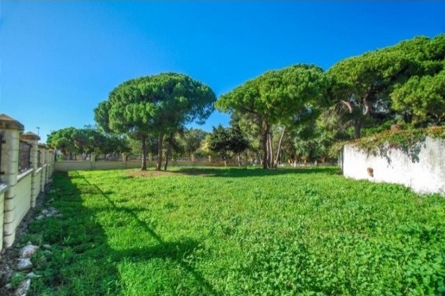 Building plot for a villa located..