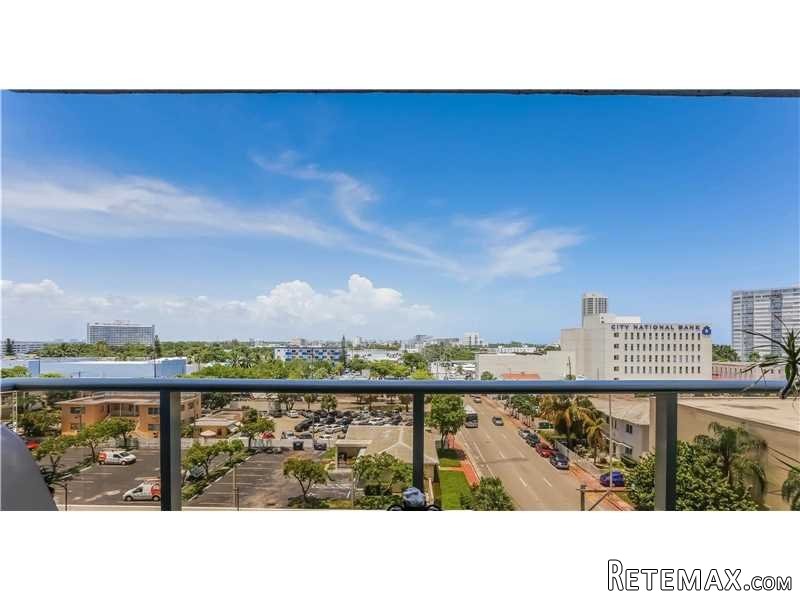 2 bedroom Flat For Sale: 401 69 St # 601 - 2