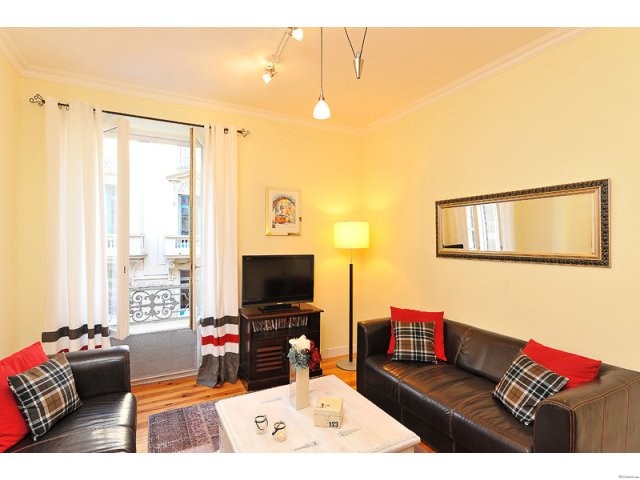 Gorgeous apartment near the Galleries.. - 2