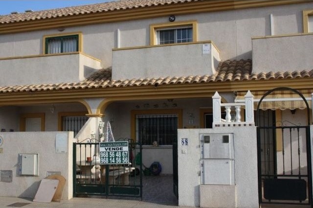LOVELY 2 BEDROOM DUPLEX IN PLAYA..