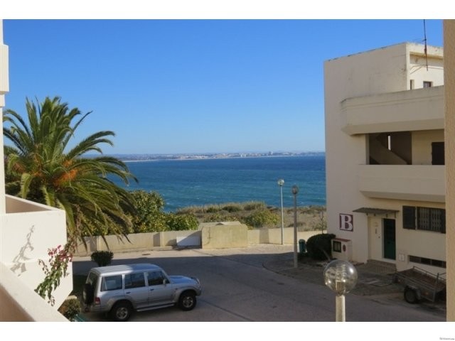 2 BEDROOM APARTMENT FOR SALE WITH SEA..