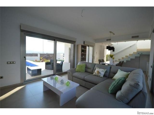 3 bedroom Villa For Sale: Detached.. - 2