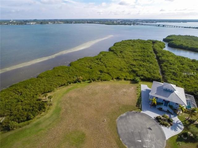 Land For Sale: 5262 The Pointe.. - 2
