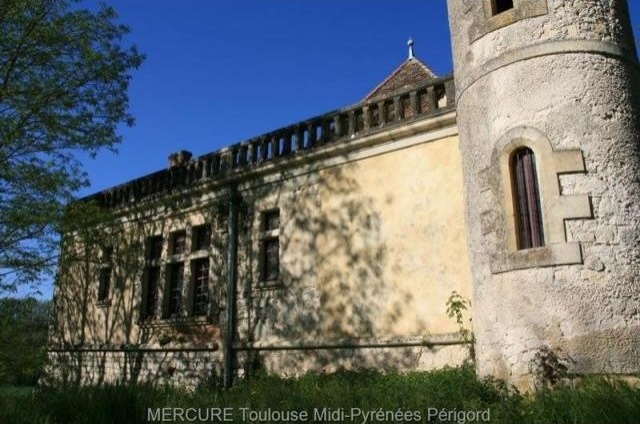 6 bedroom Castle For Sale: 24560.. - 2