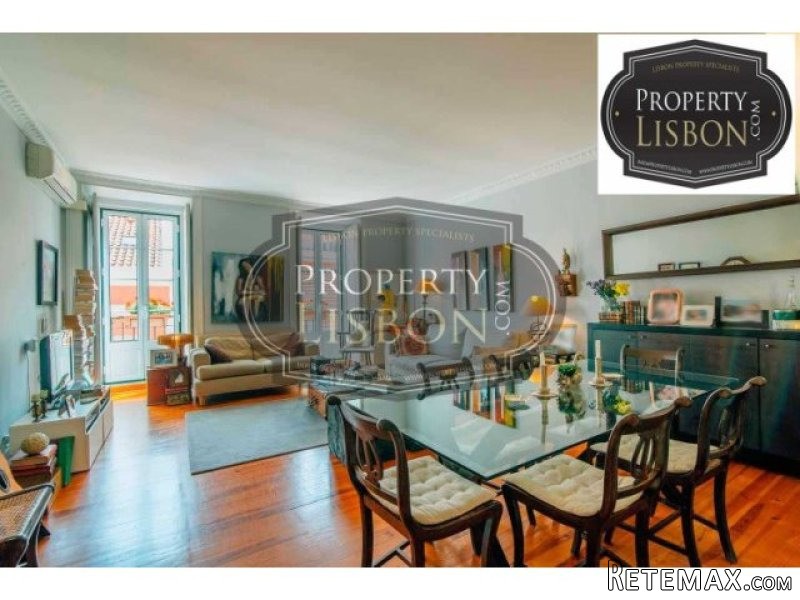T3 Lisbon Apartment for Sale, Sao Bento
