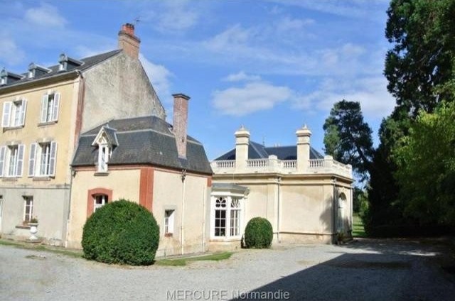 5 bedroom Manor House For Sale: 61500.. - 2