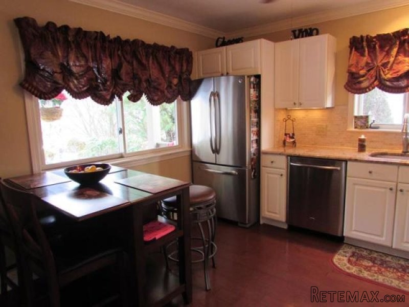 2 bedroom Condominium For Sale: Somers.. - 2