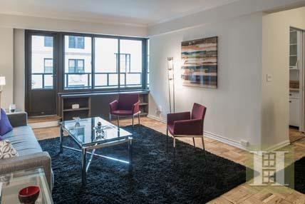 1 bedroom Apartment For Sale: 20 EAST..