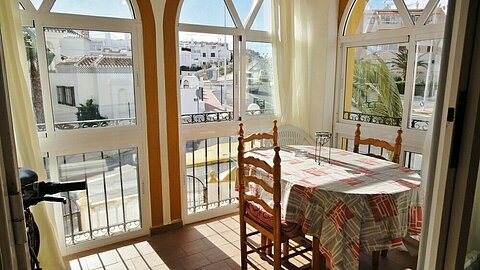 * Beautiful apartment only 200 Metres..