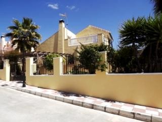 Villa, Fuente De Piedra