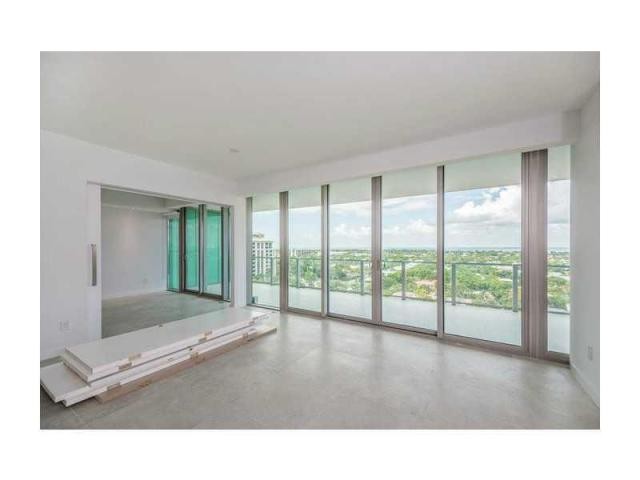 3 bedroom Flat For Sale: 360 OCEAN.. - 2