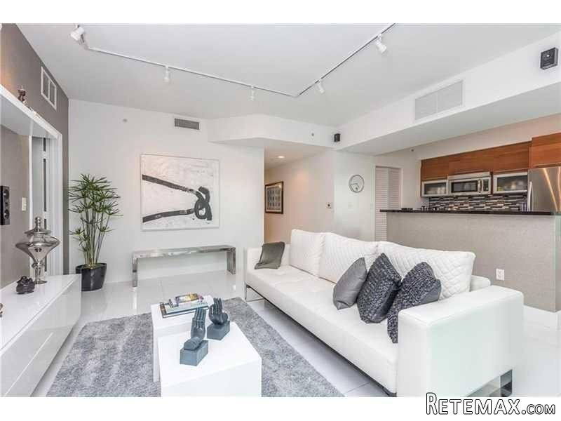 253 Northeast 2nd St, Unit 1002, Miami.. - 2