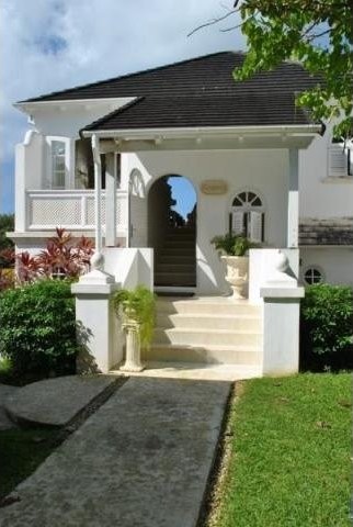 3 bedroom Property For Sale: Royal..