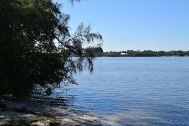 Land For Sale: 16 Grant Island - 2