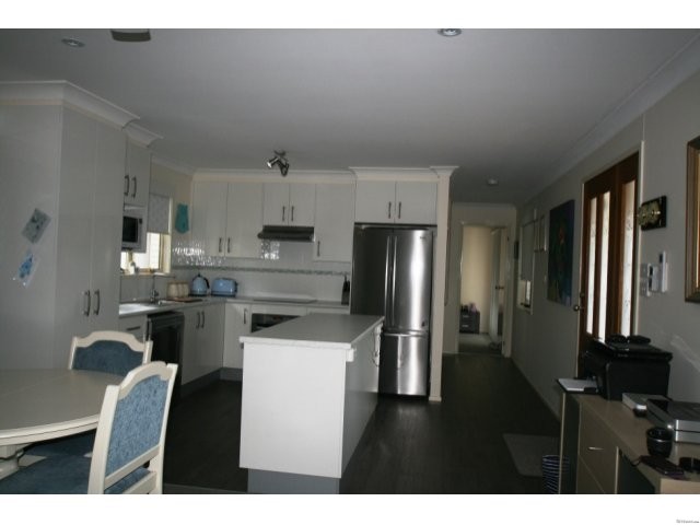 1 Bedroom Reloctable Manufactured Home.. - 2