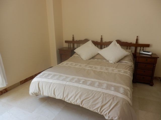 Apartment - Large three bedroom.. - 2