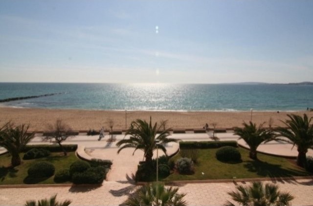 Amazing First Sea Line Apartment In El..