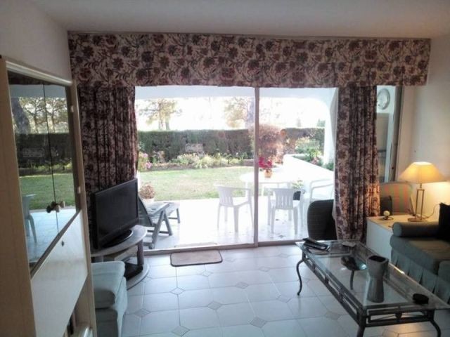 Apartment - Beautiful first floor..