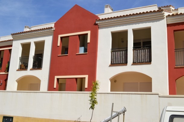 3 Bed 2 Bath Townhouse Jesus Pobre -..