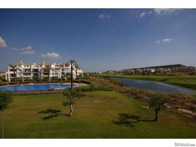2 bedroom Apartment For Sale: 1st..