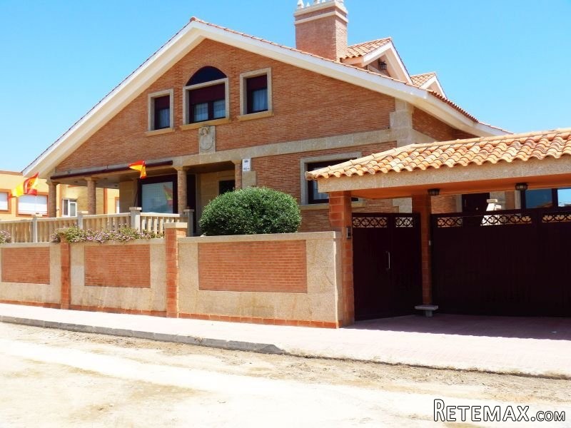 5 Bedrooms - Villa - Murcia - For Sale