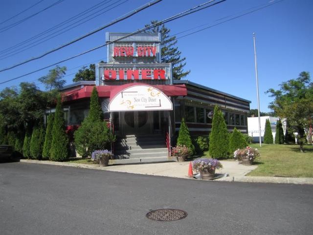 Commercial For Sale: Cortlandt Manor.. - 2