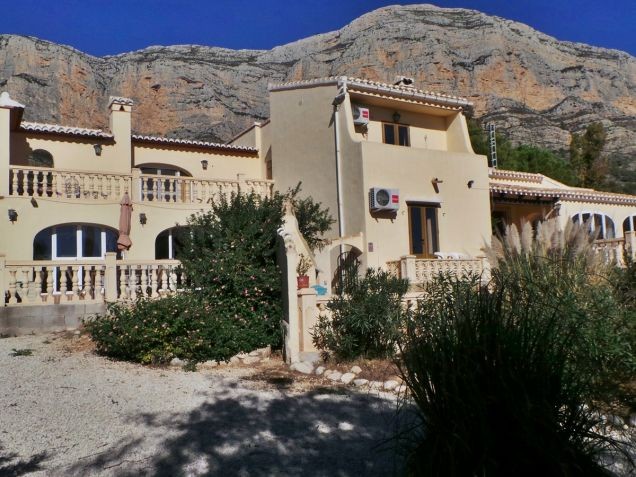 Villa for sale in Javea