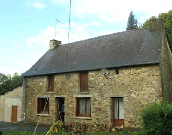 Detached Stonebuilt Countryside Cottage