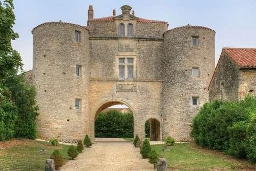 Vouvant (Vendee) - For sale : C14th.. - 2