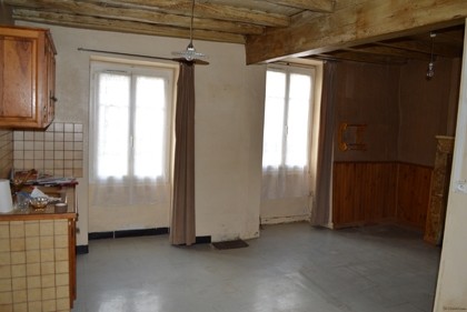Cute property to renovate - 2