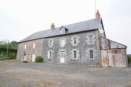 Vast Property with Outbuildings