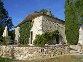 Restored 18th Century Farmhouse With.. - 2