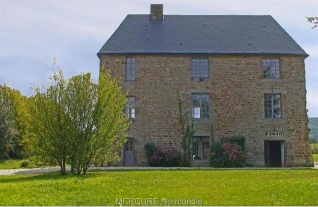 5 bedroom Manor House For Sale: 14570.. - 2