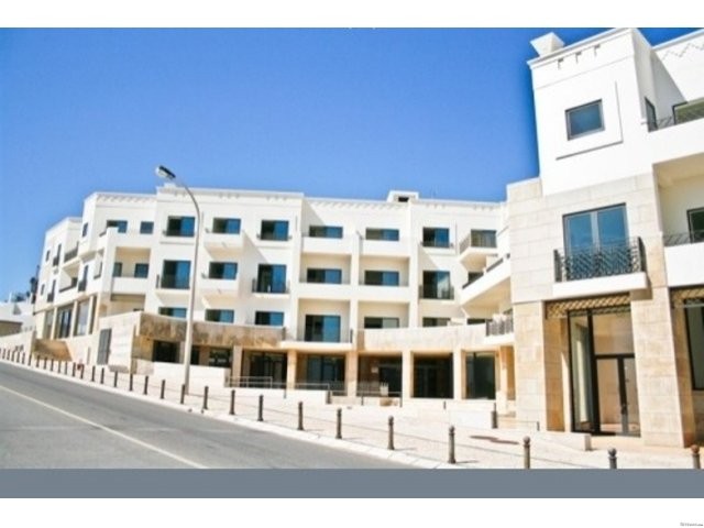 APARTMENTS FRONT THE BEACH IN LAGOS FOR.. - 2