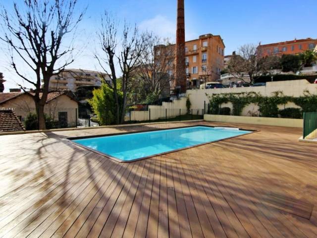 Apartment with swimming pool for sale -..