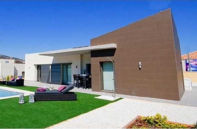 3 Bedrooms - Villa - Alicante - For Sale