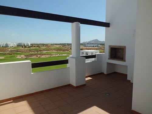 * MUST BE SEEN! 2 BED GOLF APARTMENT - 2