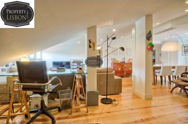 Newly Remodeled 2 Bedroom Lisbon..