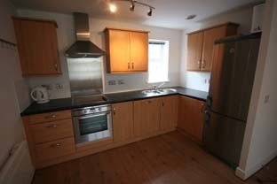 Highroyds Drive, Menston - 2
