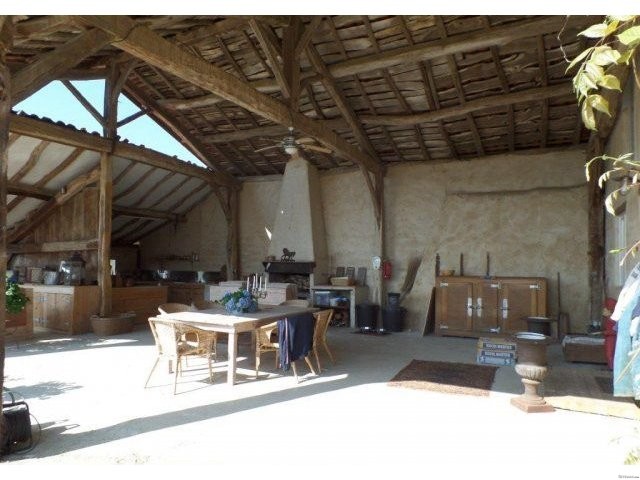 Converted Farm, Stunning Location - 2