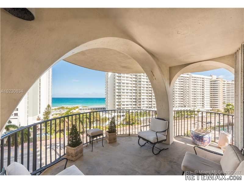 2 bedroom Flat For Sale: 5660 Collins.. - 2