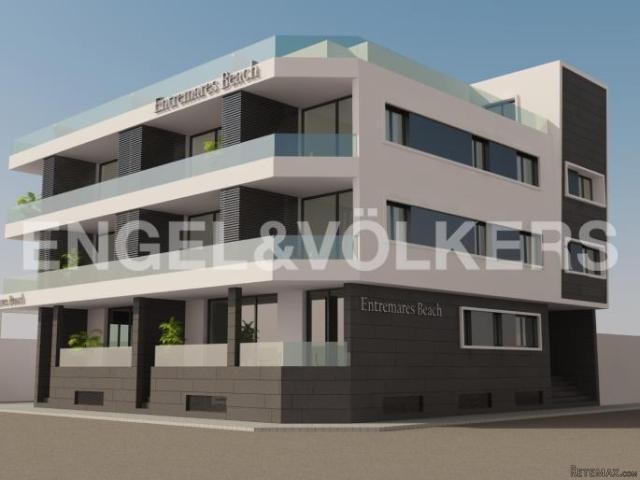 New apartments in the first line of the..
