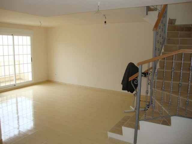 2 Bed Attic Apartment - 2