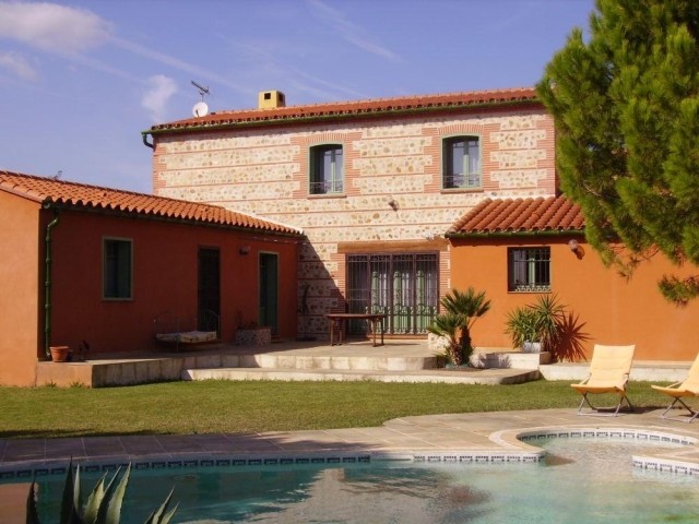 Superbe Villa Recente Pleine De Charme..