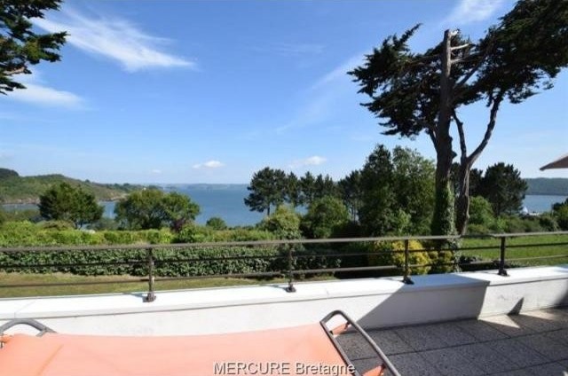 2 bedroom House For Sale: 29460 CROZON - 2