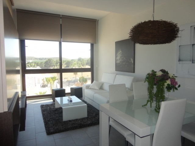 Modern style bungalow in Villamartin - 2