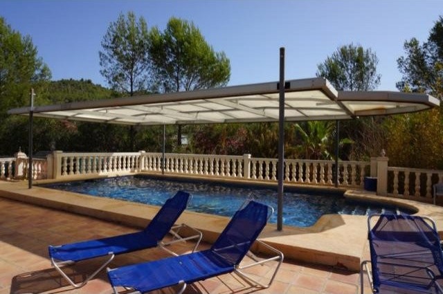 4 Bedrooms - Finca - Alicante - For Sale