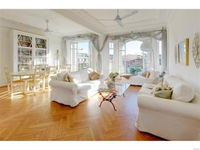 Luxurious and Charming two bedroom..