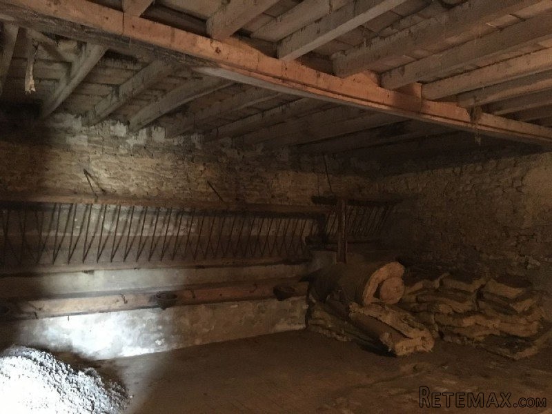 Farmhouse To Renovate With Large Stone.. - 2